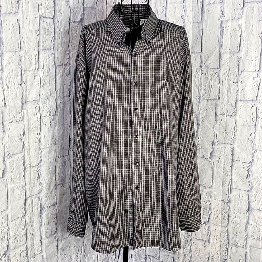 VAN HEUSEN Black, Gray, and White Plaid Casual Shirt XL 17/17.5